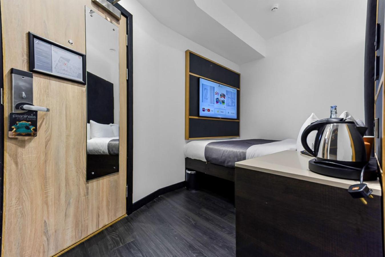 The Z Hotel Trafalgar Londres Extérieur photo